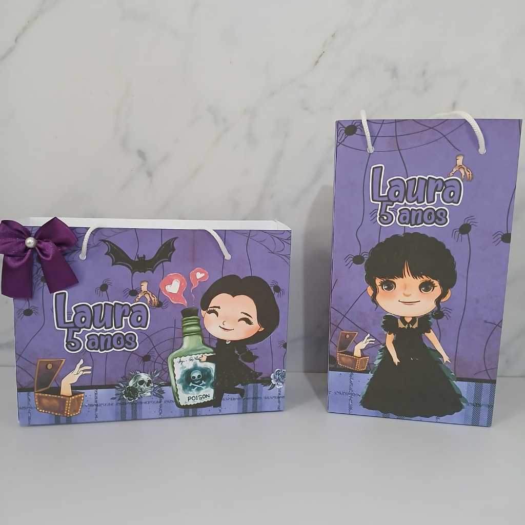 Sacolinha Personalizada Wandinha Cute Pegue e Monte - Maleta - Lembrancinhas Festa Aniversário