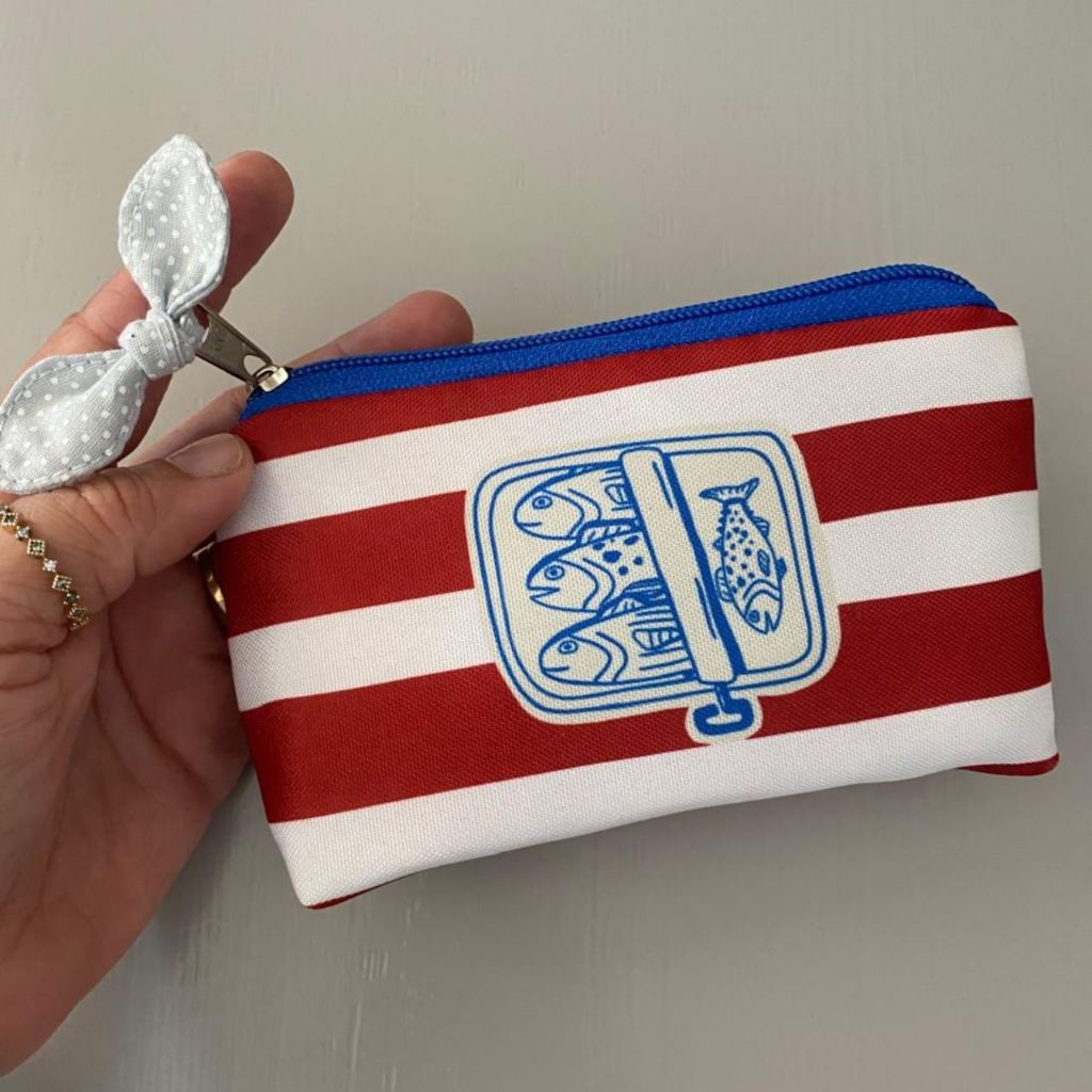 Necessaire Organizadora de Tecido para Bolsa Feminina com Zíper Estampa Sardinhas