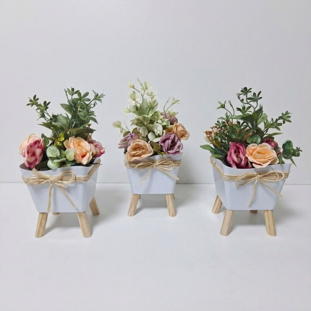 Vaso com Flores Cachepô Pés Madeira Decoração Boho Farm House Para Plantas Suculentas Ervas Plastico