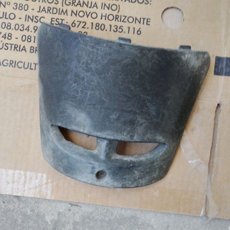 Carenagem tampa manutenção motor Suzuki Burgman 125 2005/08