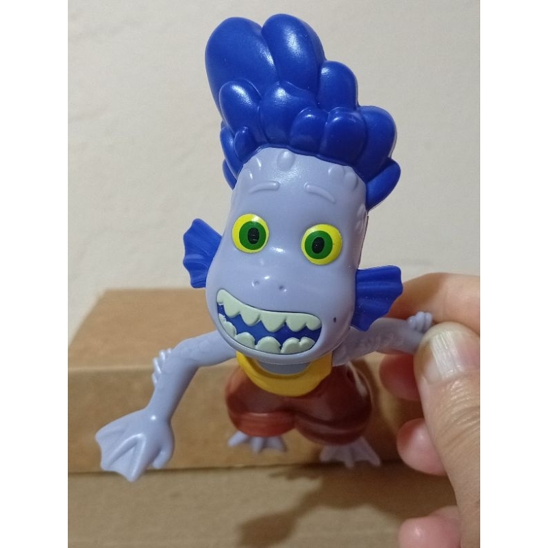 Brinquedo Boneco Alberto Scorfano do filme Luca McDonald's de 2021