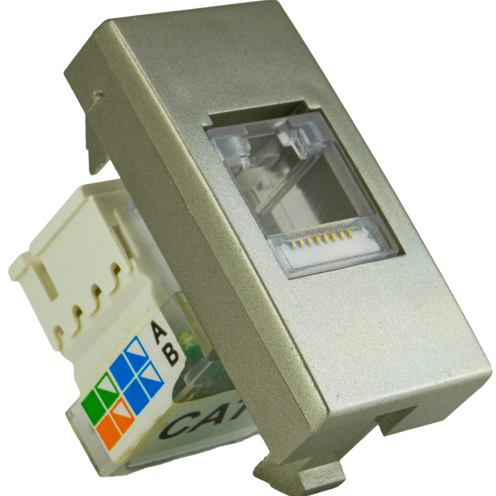 Tomada RJ45 CAT5E Titanium Inova Pro Class Alumbra Módulo Rede