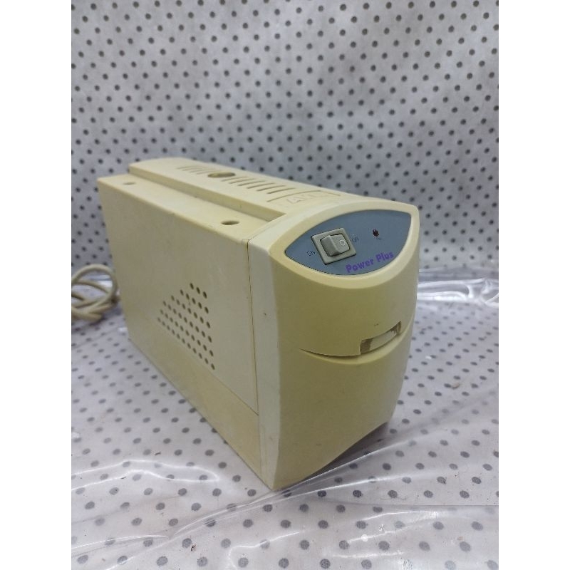 Estabilizador Clone Power Plus 1000va ( USADO)