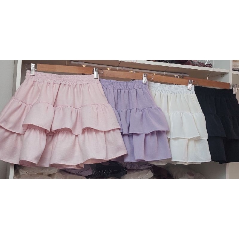 Saia com short e babados lisa