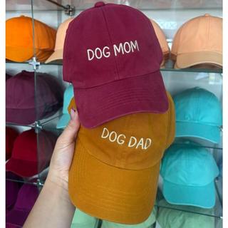 Boné Dog Mom / Dog Dad Bordado Ajustável Unissex (Consultar cores disponíveis) 🧢✨