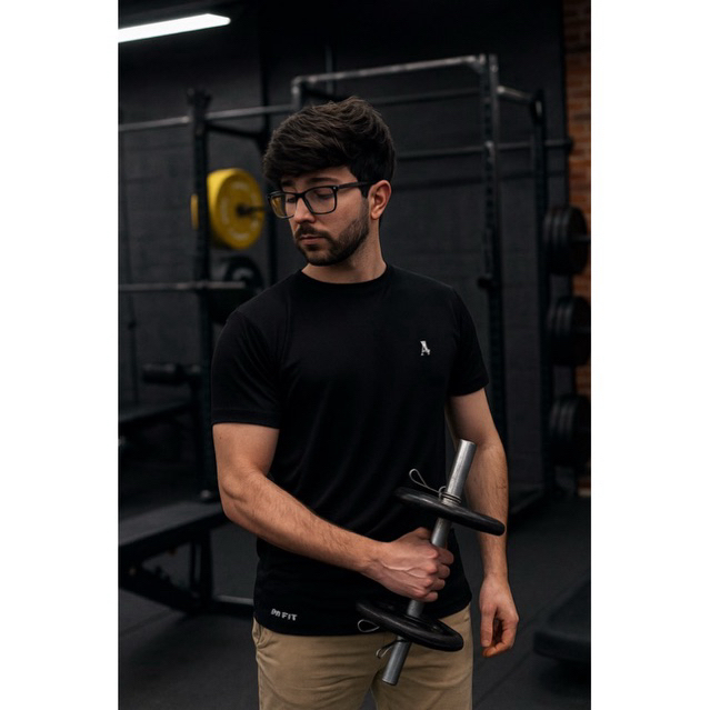 Camiseta camisa masculina academia dry fit proteção contra o sol