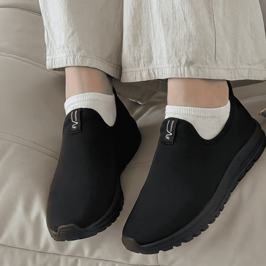 Tênis Feminino Slip On Calce Fácil Sem Cadarço Flexível Leve Confortável Respirável Caminhada