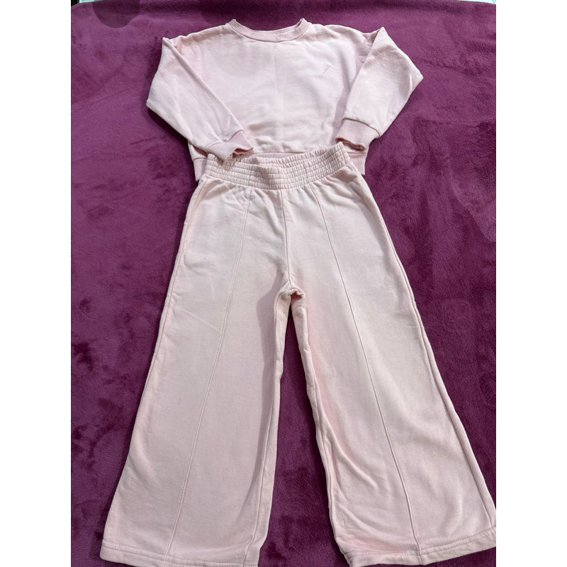 Conjunto de moletom infantil menina. Tam. 4