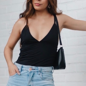 Blusa regata Feminina básica Push Up Decote V efeito silicone — imagem 2 de 2