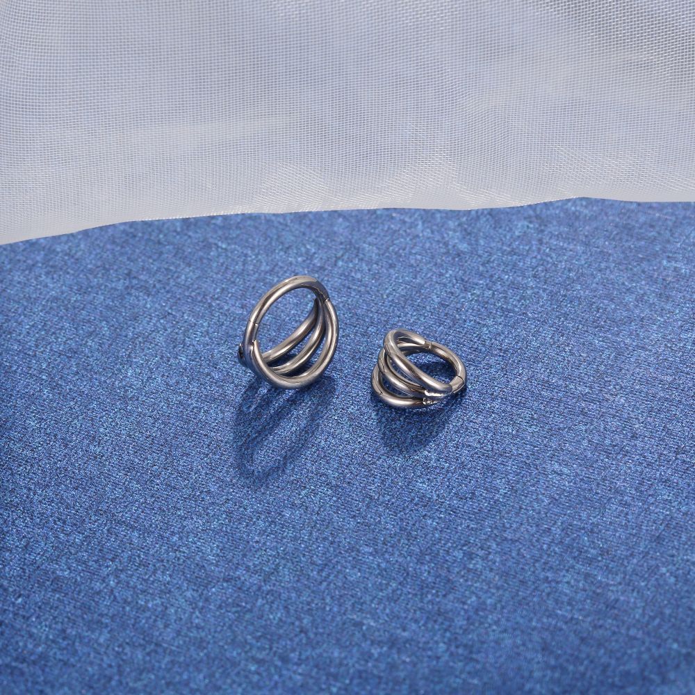 Piercing Argola TitâNio Pvd Segmento Articulado 3 Fileiras | Septo, Helix, Daith, Septril, Rook, Conch, Nariz — imagem 2 de 2