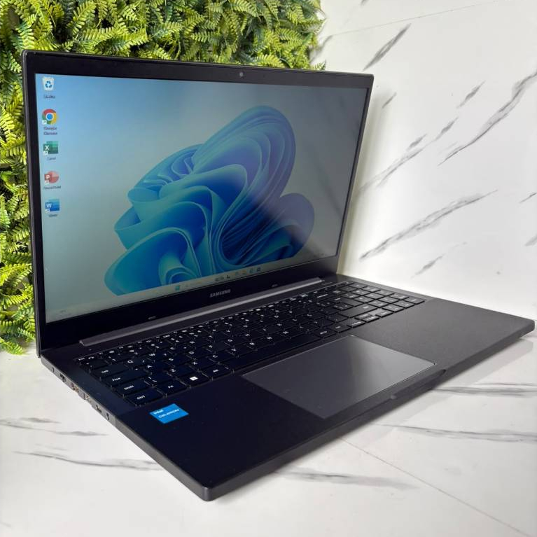 NOTEBOOK SAMSUNG DUAL CORE 11ª GERAÇÃO 8GB RAM 240GBSSD NVME  USADO BARATO FORMATADO ESTUDO TRABALHO