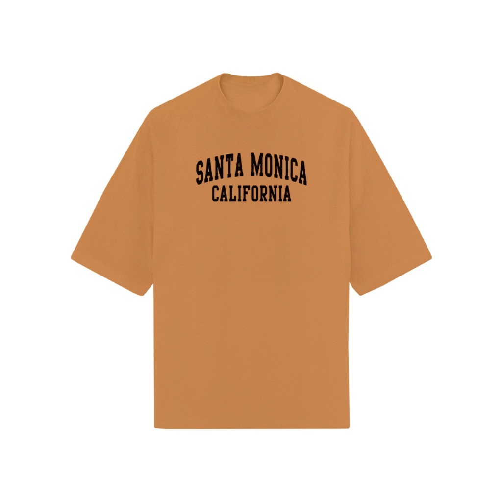 Camiseta Oversized Unissex Estampa Exclusiva Santa Monica California Estilo Urbano Streetwear Caimento Largo Confortável