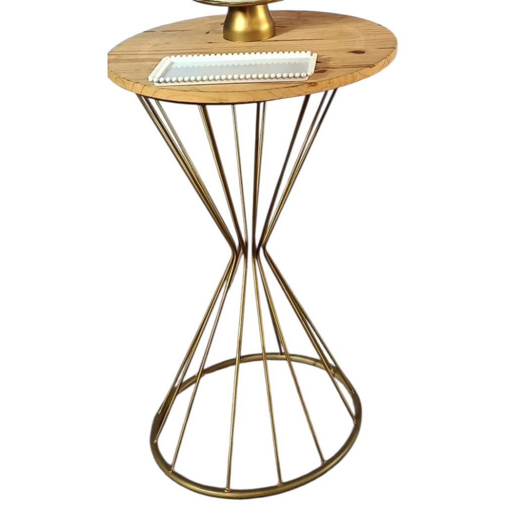 Mesa Decorativa G Bailarina Cinturinha Dourada Tampo Pinus