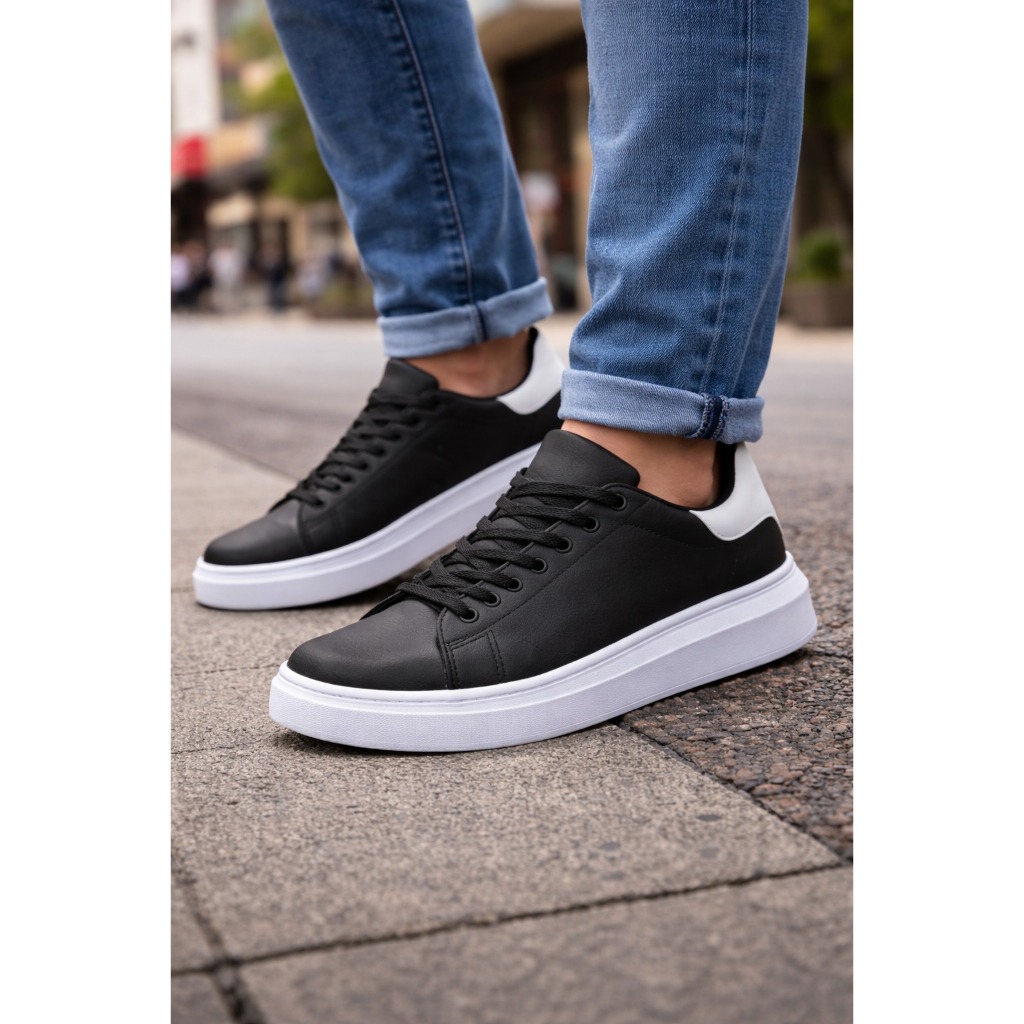 Tênis Masculino Preto Branco Casual Confortável Dia a Dia Leve Estiloso Urbano Couro Sintético