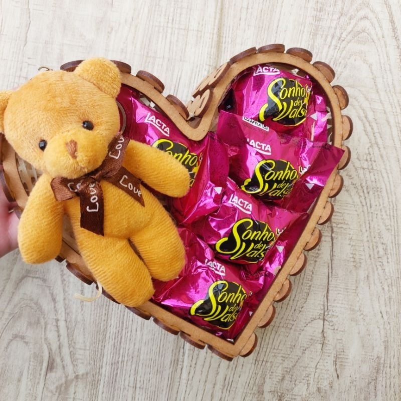 Cesta de Chocolates Com Ursinho Para Presentear (Aniversário, Namorados, Amigo, Dia das Mães) em Oferta na Shopee