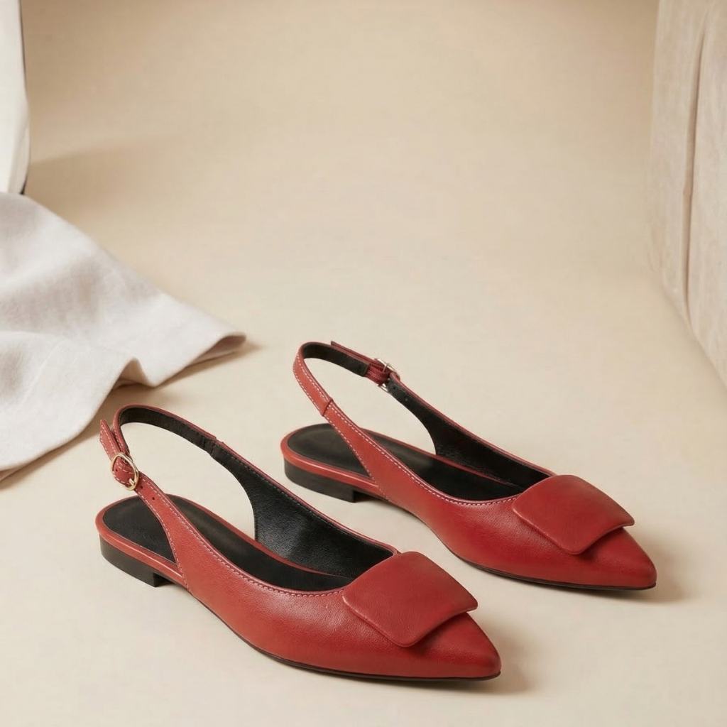 Sapatilha Slingback Feminina Bico Fino com Fivela Encapada Vermelho Flat Confortável Elegante