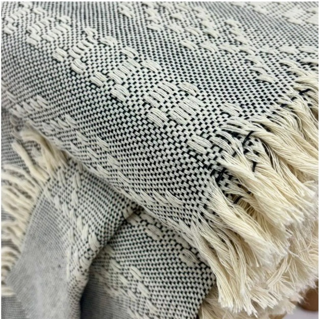 Manta Para Sofá -1,80 x  2,50m Algodão Decorativa com Franja Confortável Elegante para Sala