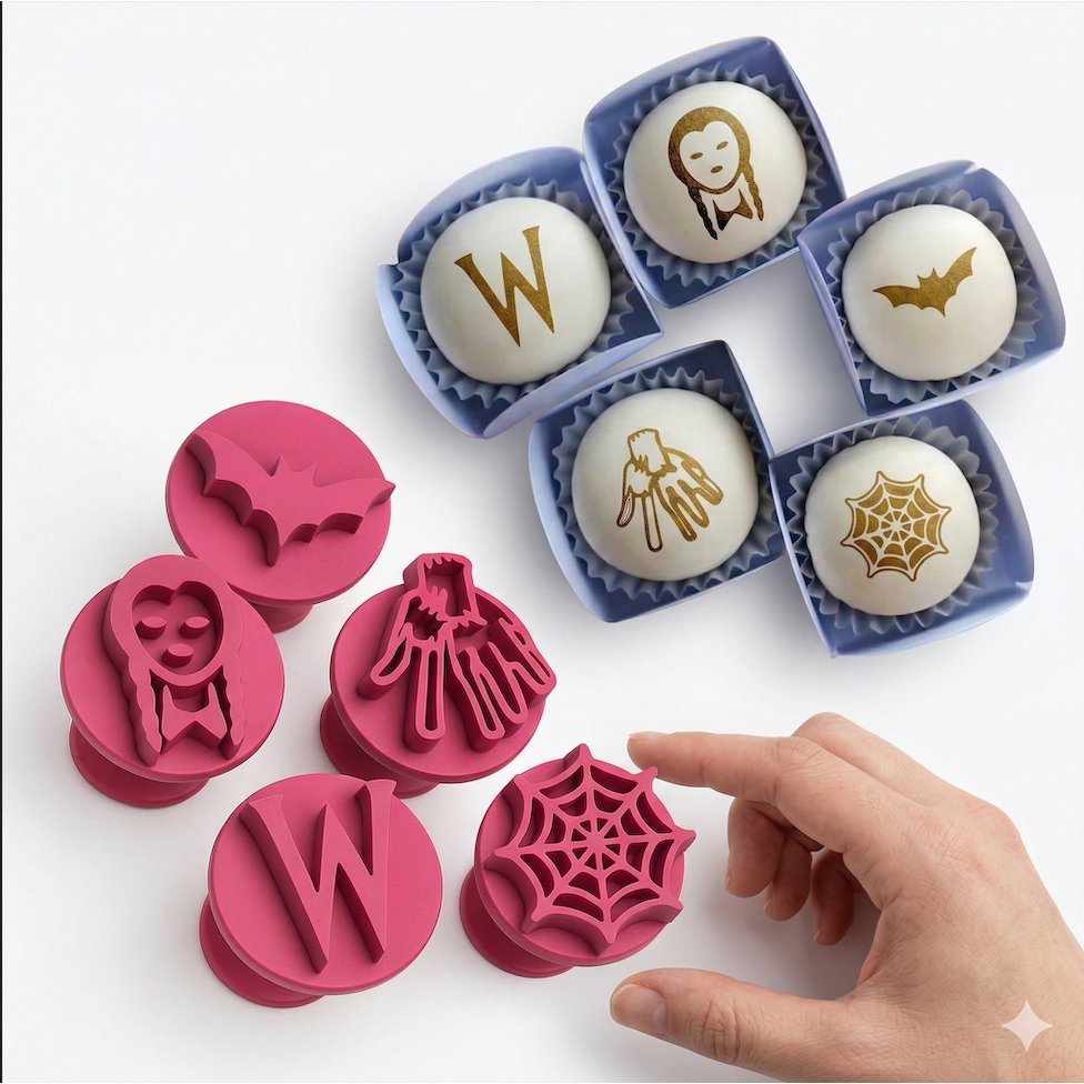 Kit Carimbos Wandinha Mãozinha Doces e Brigadeiros Marcador Profissional Confeitaria Festa Temática