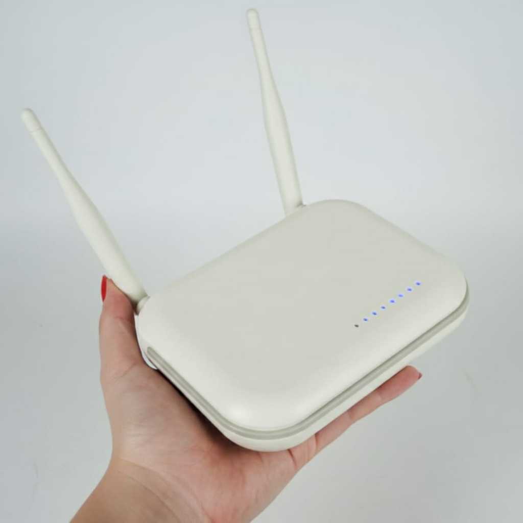 Nvr Mini Gravador com mouse 8 Canais Com Mouse P/ Câmeras Wi-fi Onvif Cftv ICSee