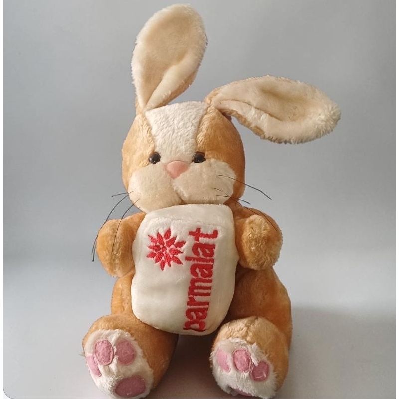 Pelúcia do Coelho coleção "Mamíferos Parmalat", lançada como brinde promocional no Brasil  de 1996