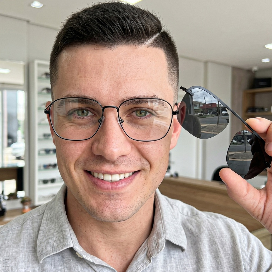 Óculos Masculino 2 em 1 Armação para Grau com Clip On Solar Polarizado e Proteção UV400 Promoção