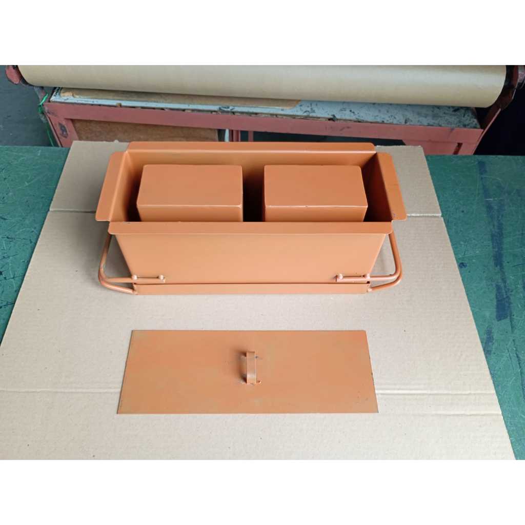 Forma manual para bloco de concreto 14x19x39cm com fundo fechado