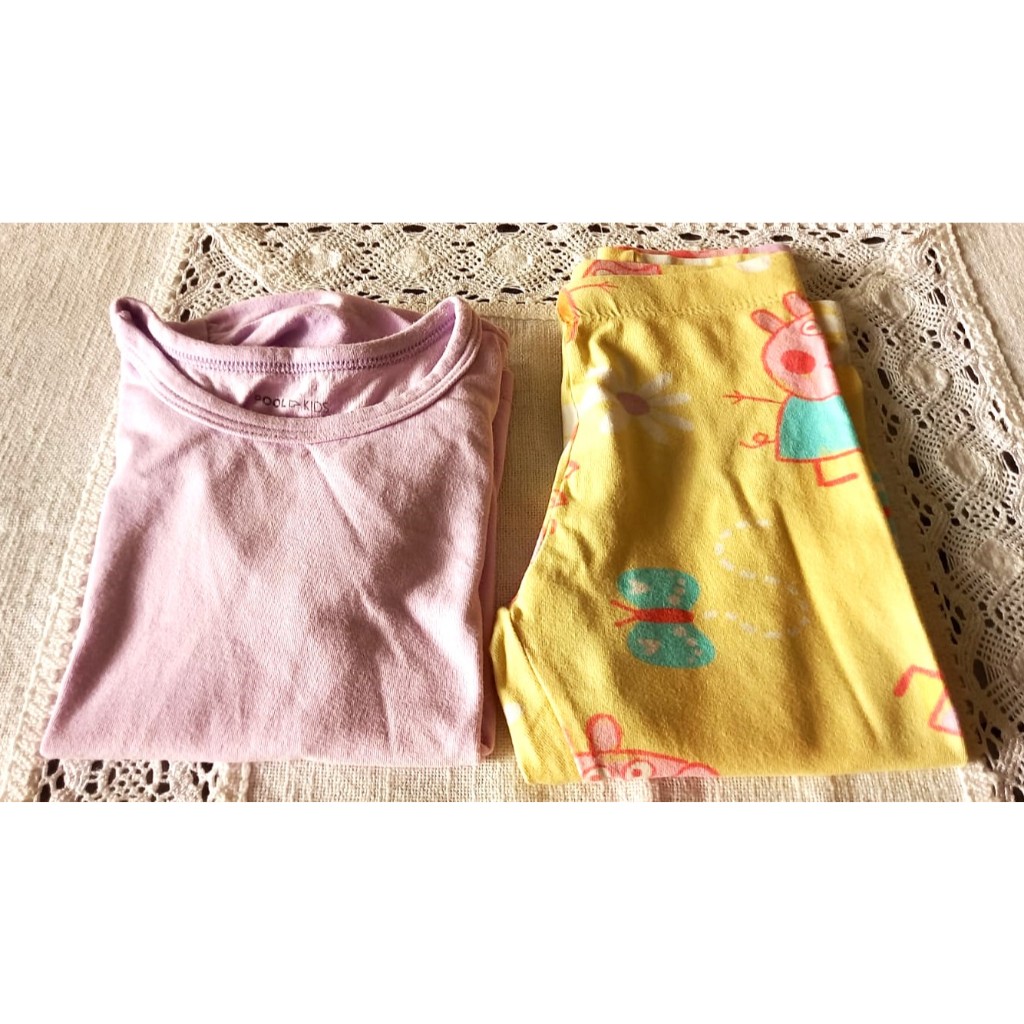 Conjunto Feminino Infantil com Legging Estampada e Blusa