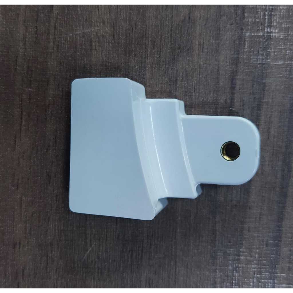 SUPORTE DO PUX. DA PORTA GELADEIRA ELECTROLUX DB52/53-IB52/53-TF51/52 67404026
