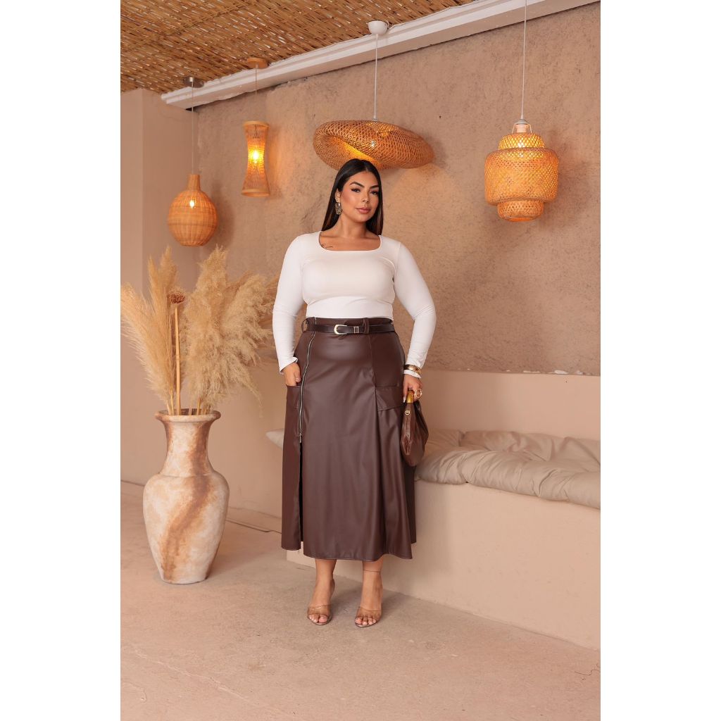 SAIA LONGA FEMININA DE COURO PLUS SIZE  COM ZIPER NA FRENTE ELEGANTE MIDI