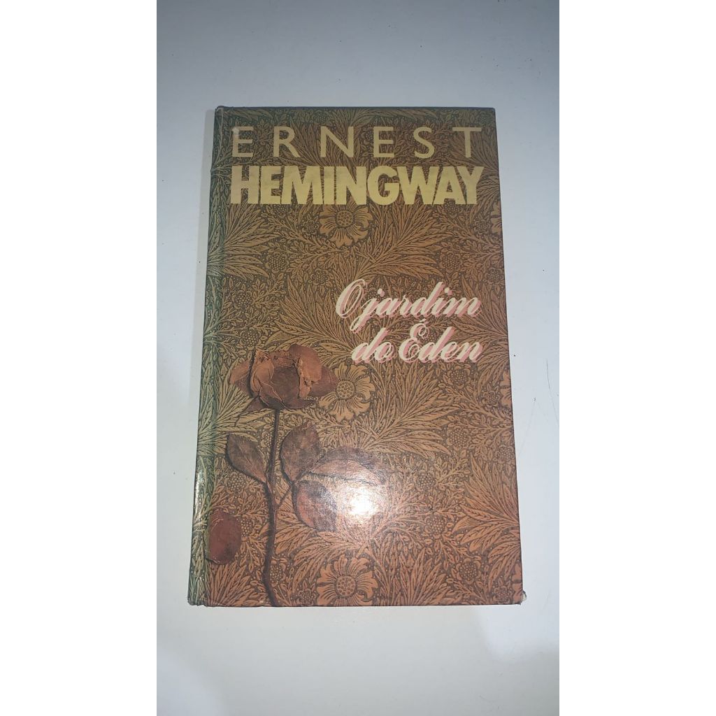 Livro -  O Jardim Do Éden