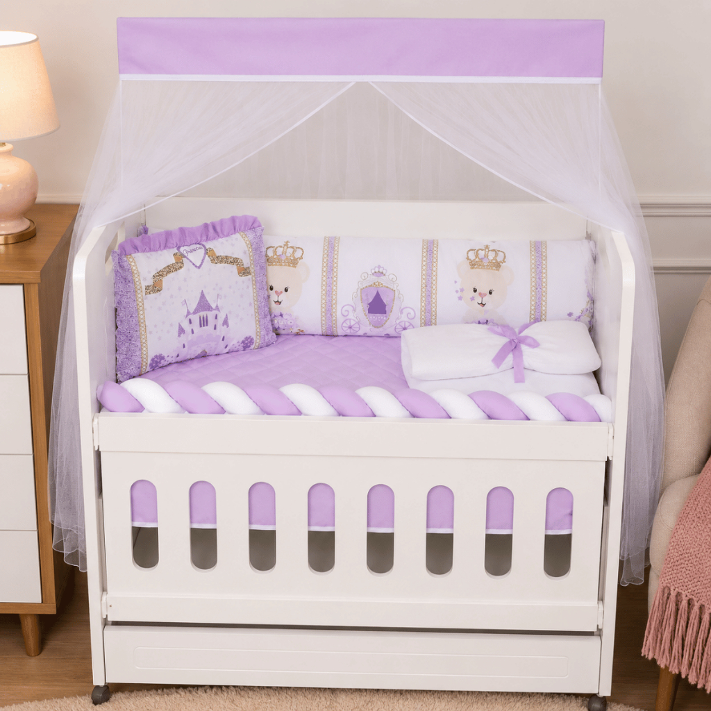 Kit Mini Berço Bebê Menina Castelinho Princesa Lilás 10 Peças Mosquiteiro Protetor c/ Trança Enxoval