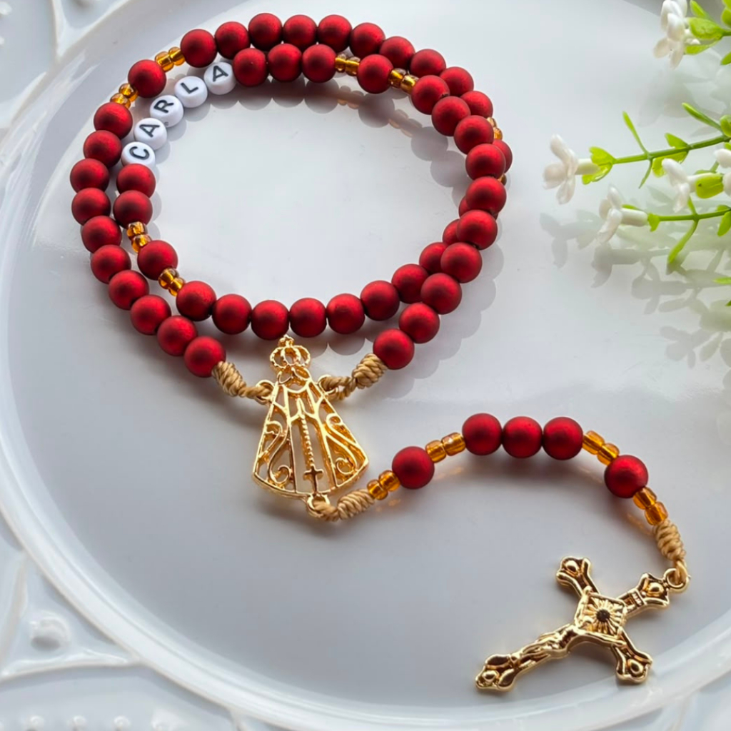 Terço Personalizado -> Terço Com Nome -> Presente Católico -> Terço Vermelho Bordô