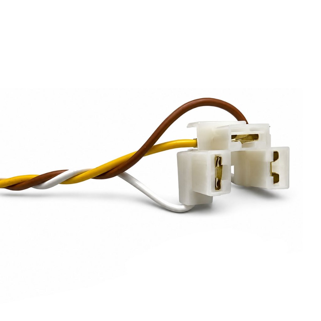 Soquete Plug Farol Lâmpada H4 / H5 3 vias Fio 1,5mm Universal Corsa Fusca Gol Uno Celta Palio Clio