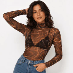 Blusa Cacharrel Feminina Tule Transparente Manga Longa Gola Alta Com Brilho Festa