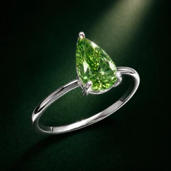 Anel Feminino Moissanite Gota Verde 6,9mm Prata 925 Elegante