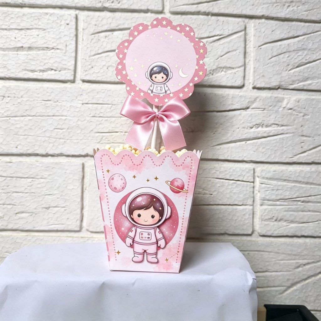 Centro de mesa ASTRONAUTA MENINA lembrancinha personalizada de festa
