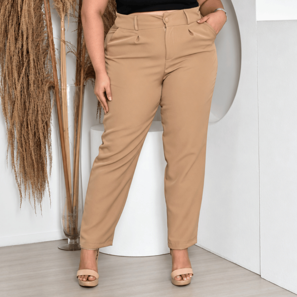Calça Feminina Plus Size Alfaiataria - Elegante