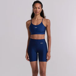 Conjunto Compact Para Academia Short com Bolso Lateral + Top Proteção UV50+ Tecnologia Dry Modela o Corpo