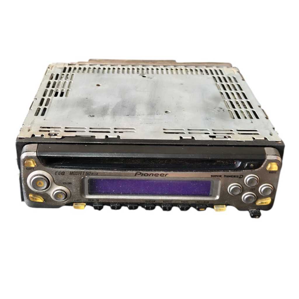(USADO DETALHE) Rádio Automotivo Pioneer DEH-16  50WX4 FM AM CD