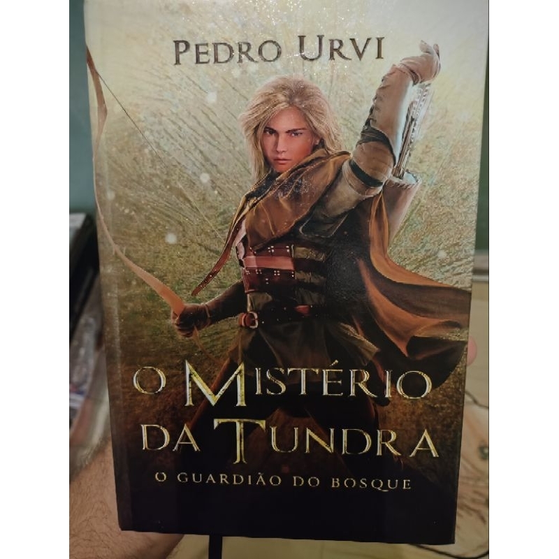 Livro Artesanal: O Guardião do bosque vol.3 O Mistério da Tundra- Tradução PTBR - Capa Dura