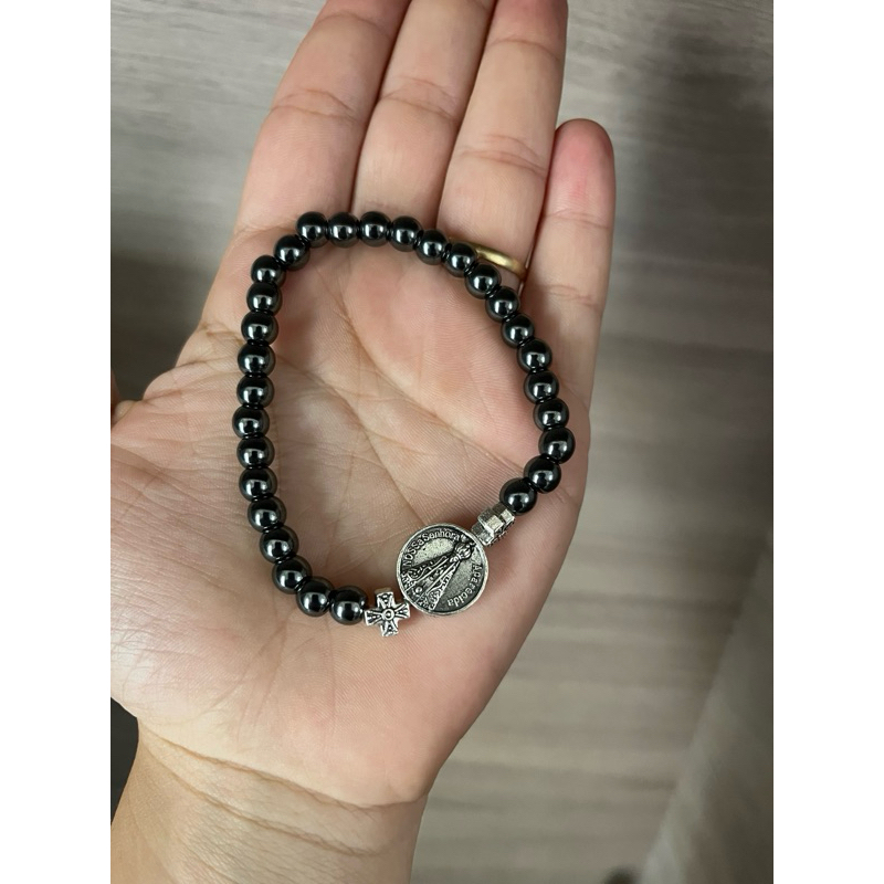 Pulseira Hematita Medalha Nossa Senhora Aparecida Unissex Lembrança Presentes