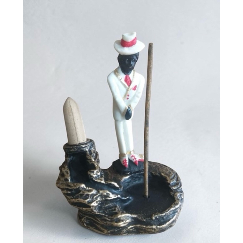 Incensário Cascata Com Zé Pelintra 14cm Em Resina em Oferta na Shopee