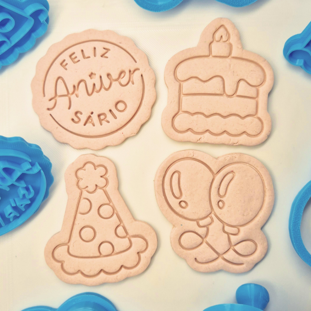 KIT Cortador e Carimbo de Biscoito Feliz Aniversário - Marcador Pasta Americana Biscuit Cookie