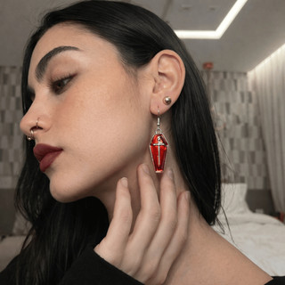 Brincos Vampiro Alternativo Dracula Caixão Gótico Vermelho Vintage Punk Rock