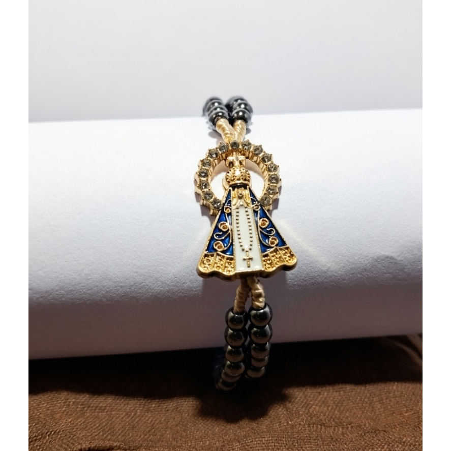 terço pulseira nossa senhora aparecida hematita/pérolas brancas