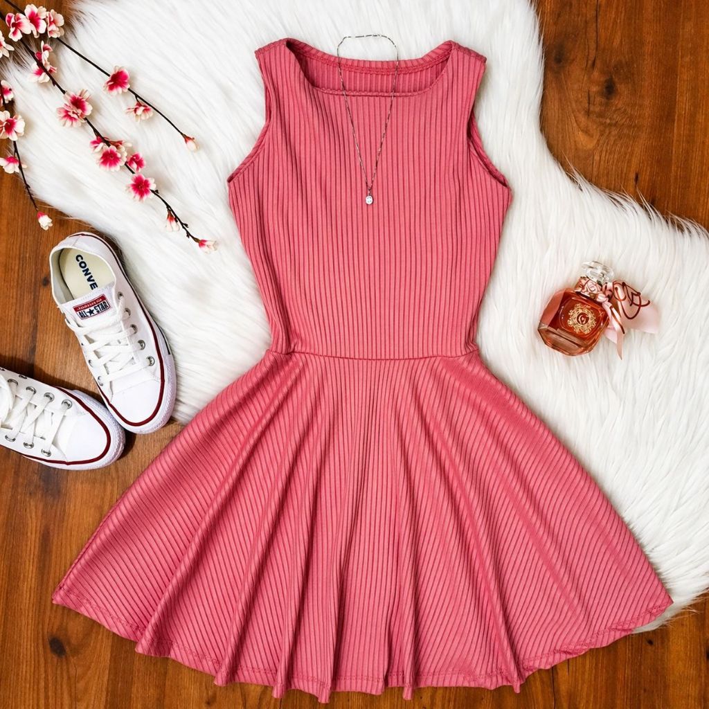 Vestido infantil curto juvenil princesa canelado rodado rodadinho plinsado regata