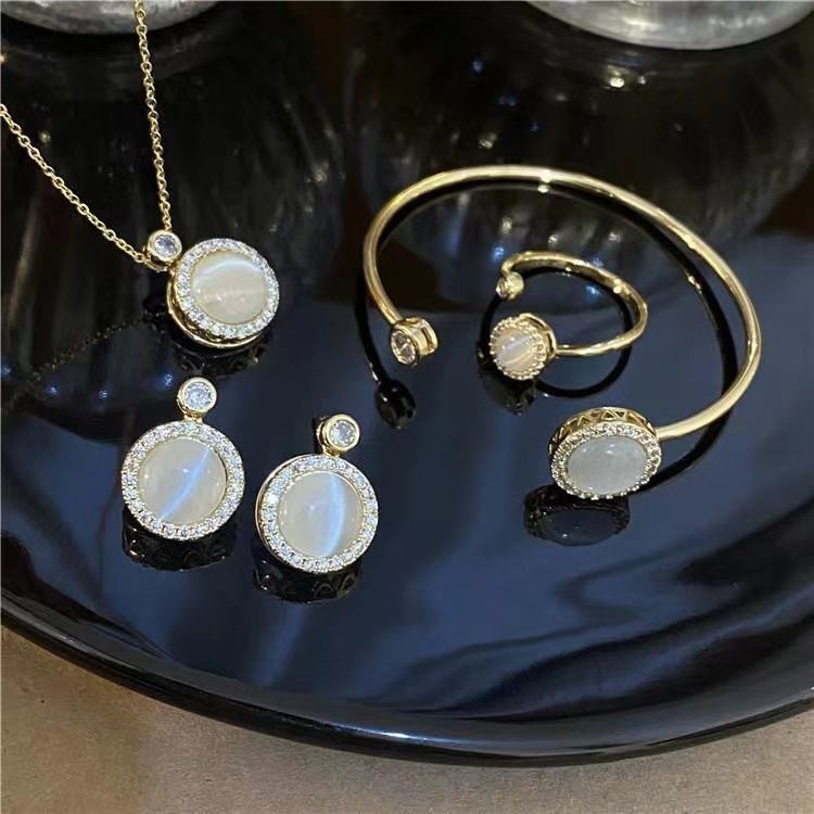 Conjunto de Joias Femininas Luxo Pedra Olho de Gato 4 Peças Colar Brinco Pulseira Anel Banhado a Ouro/Prata/Rose Elegant