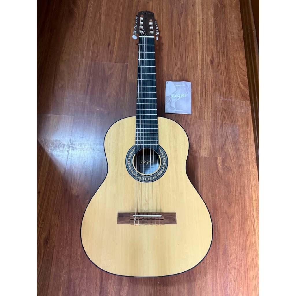 VIOLAO  7C ROZINI LUTHIERIA RX207 EGCFI ATV 7 CORD ATIVO FOSCO IMBUIA FEITO A MÃO MADEIRA NOBRE BRAS