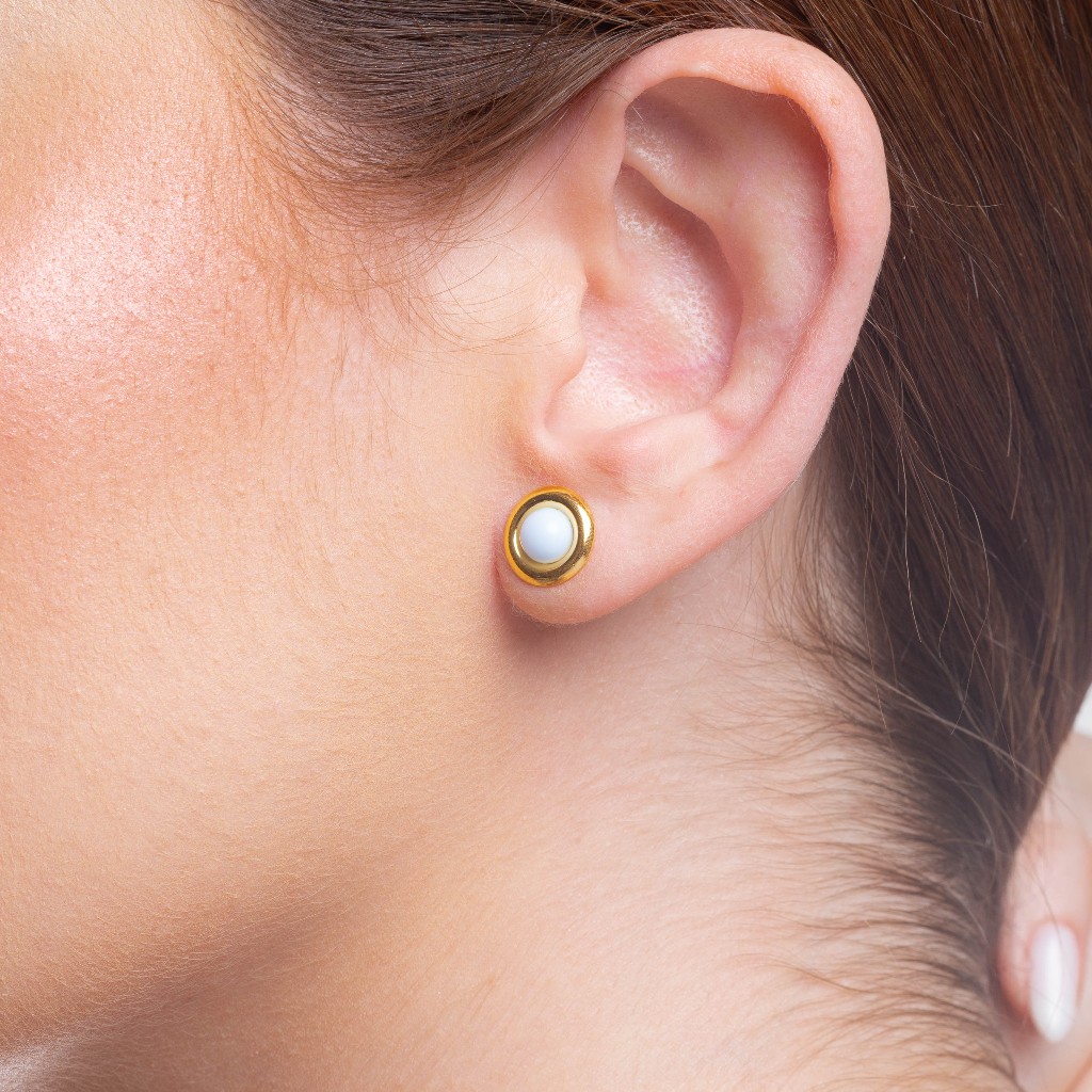 Brinco Redondo com Pedra de Resina Banhado a Ouro 18k Feminino Semi Joias