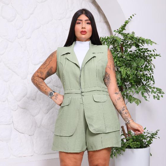 Conjuto Colete Censorial plus size feminino